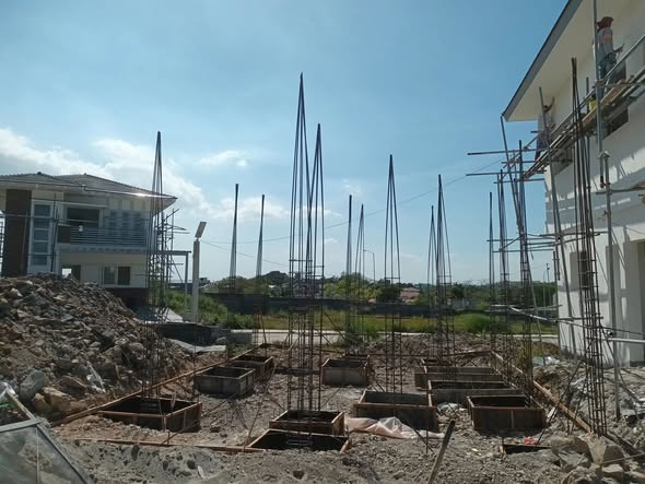 Foundation construction